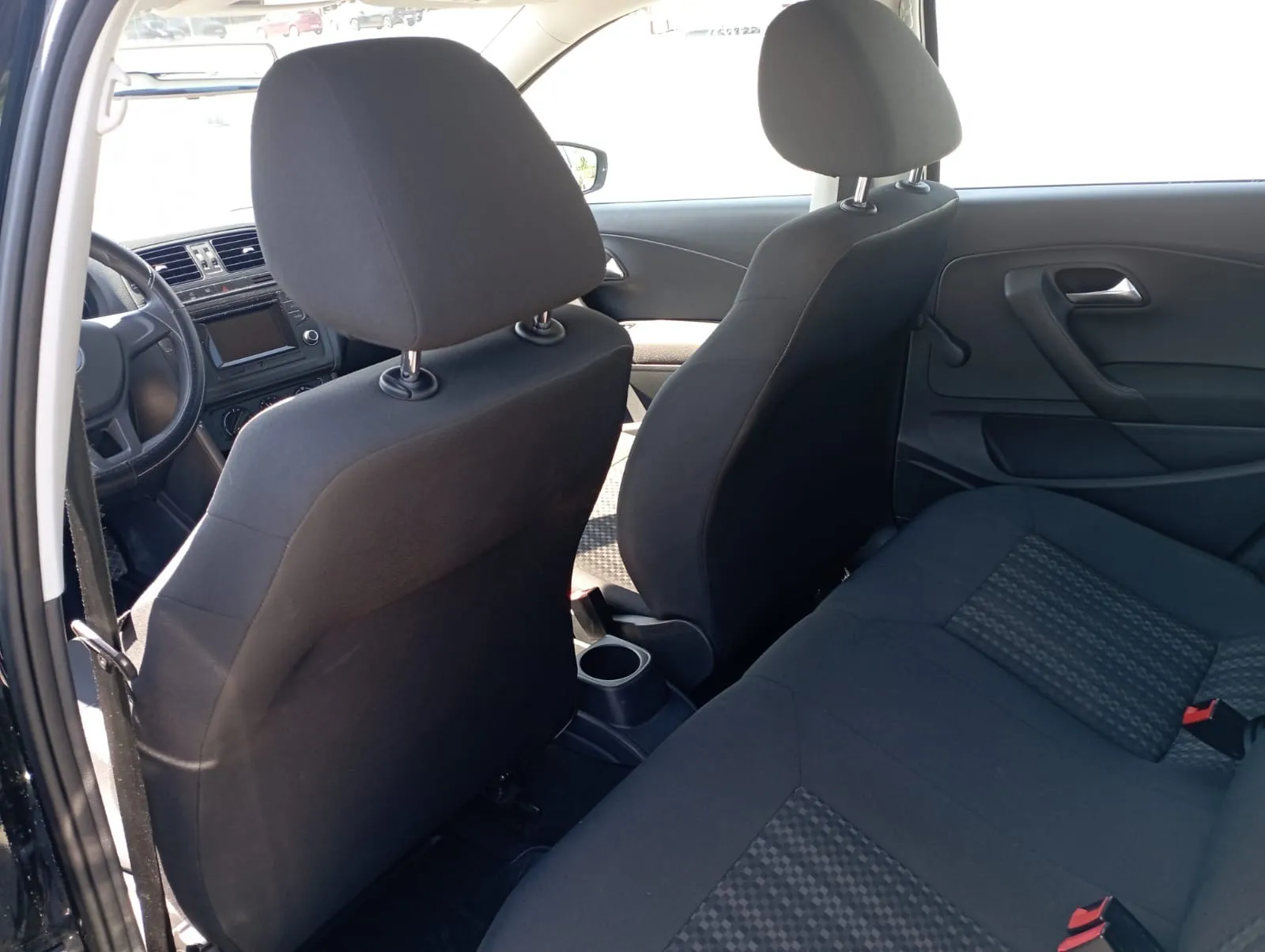 prodajem vw polo 1.2 tsi - slika 13