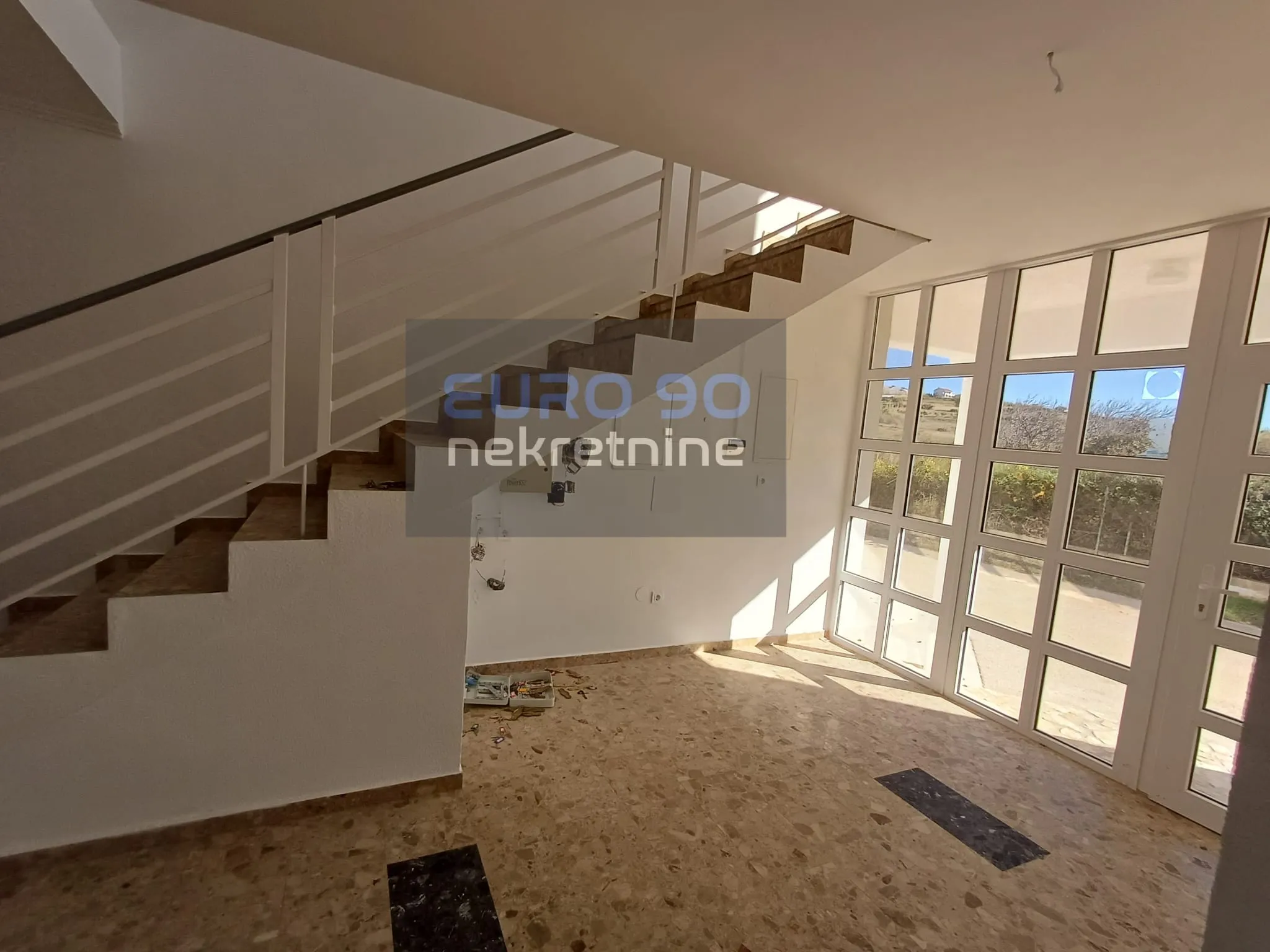 rtina- velika kuća s 12 apartmana, 1.red do mora i prekrasne plaže !! - slika 17
