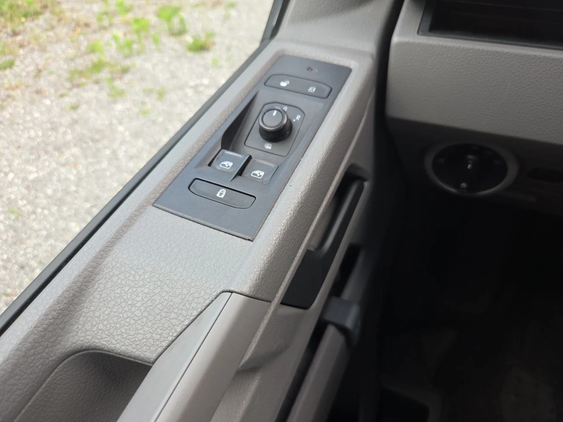 volkswagen transporter 2.0 tdi 15300 eura +pdv - slika 14