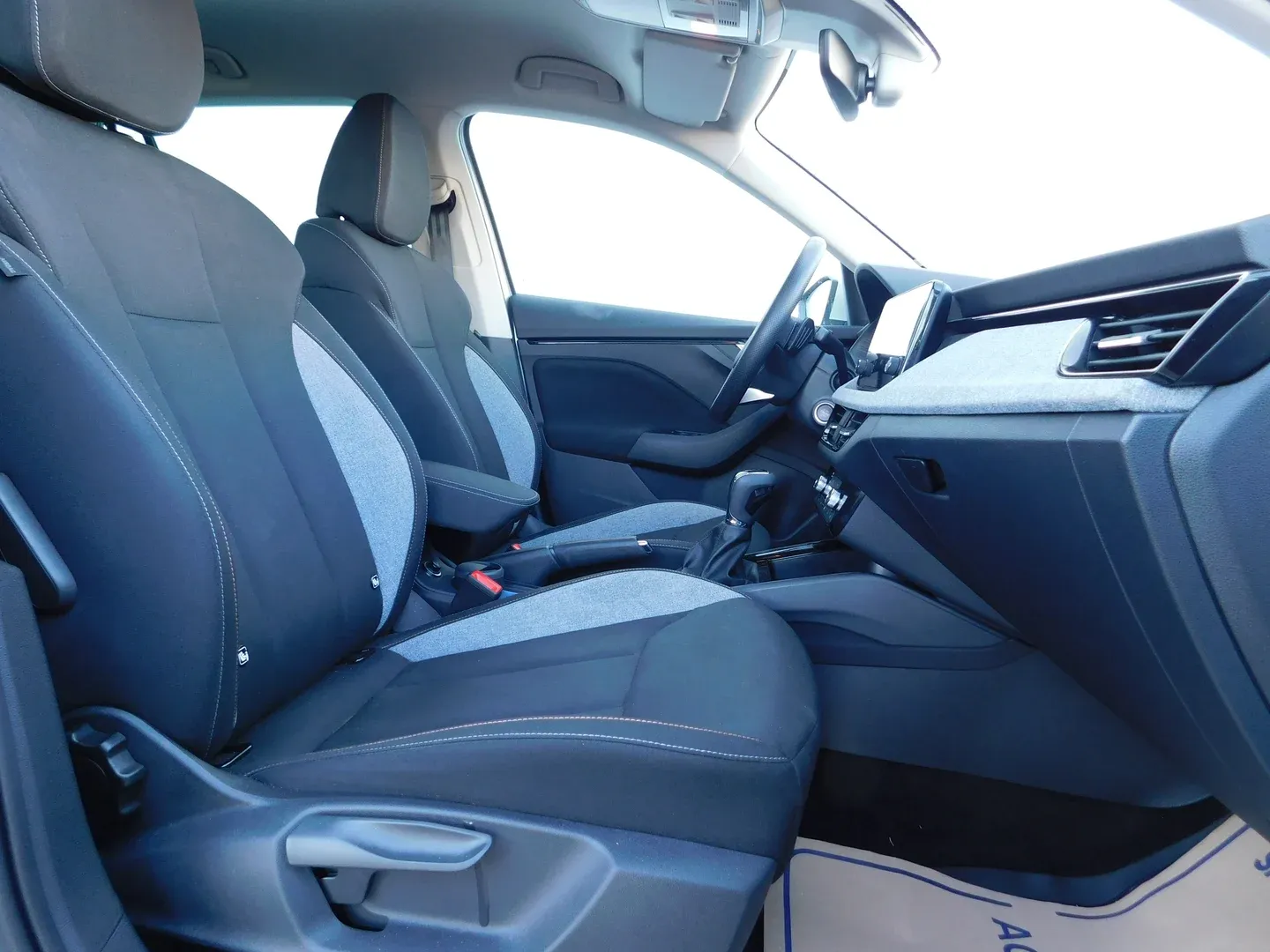 12889 škoda kamiq fl selection 1.0 tsi dsg - slika 12