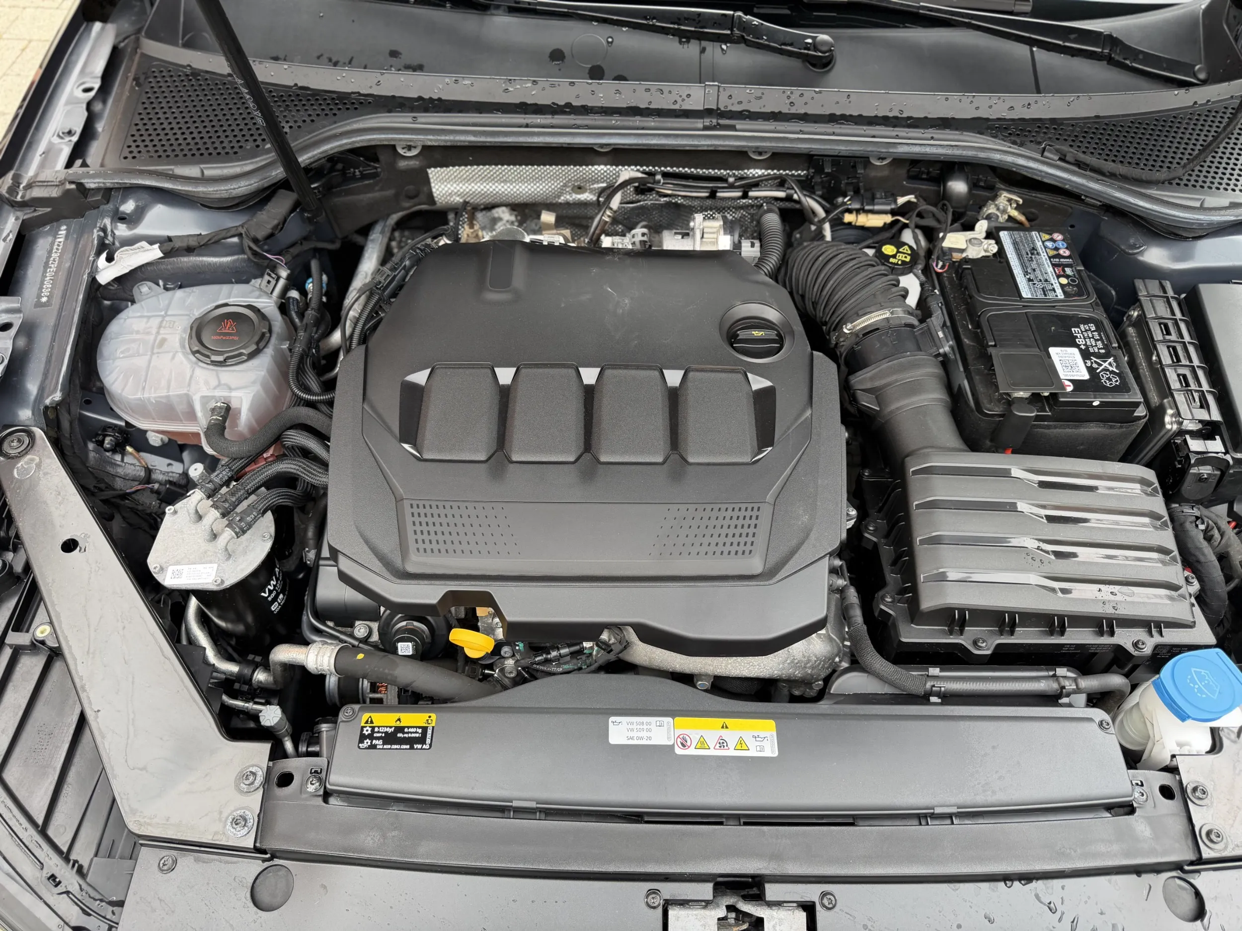 vw passat variant 2,0 tdi,dsg7,u pdv-u. - slika 28