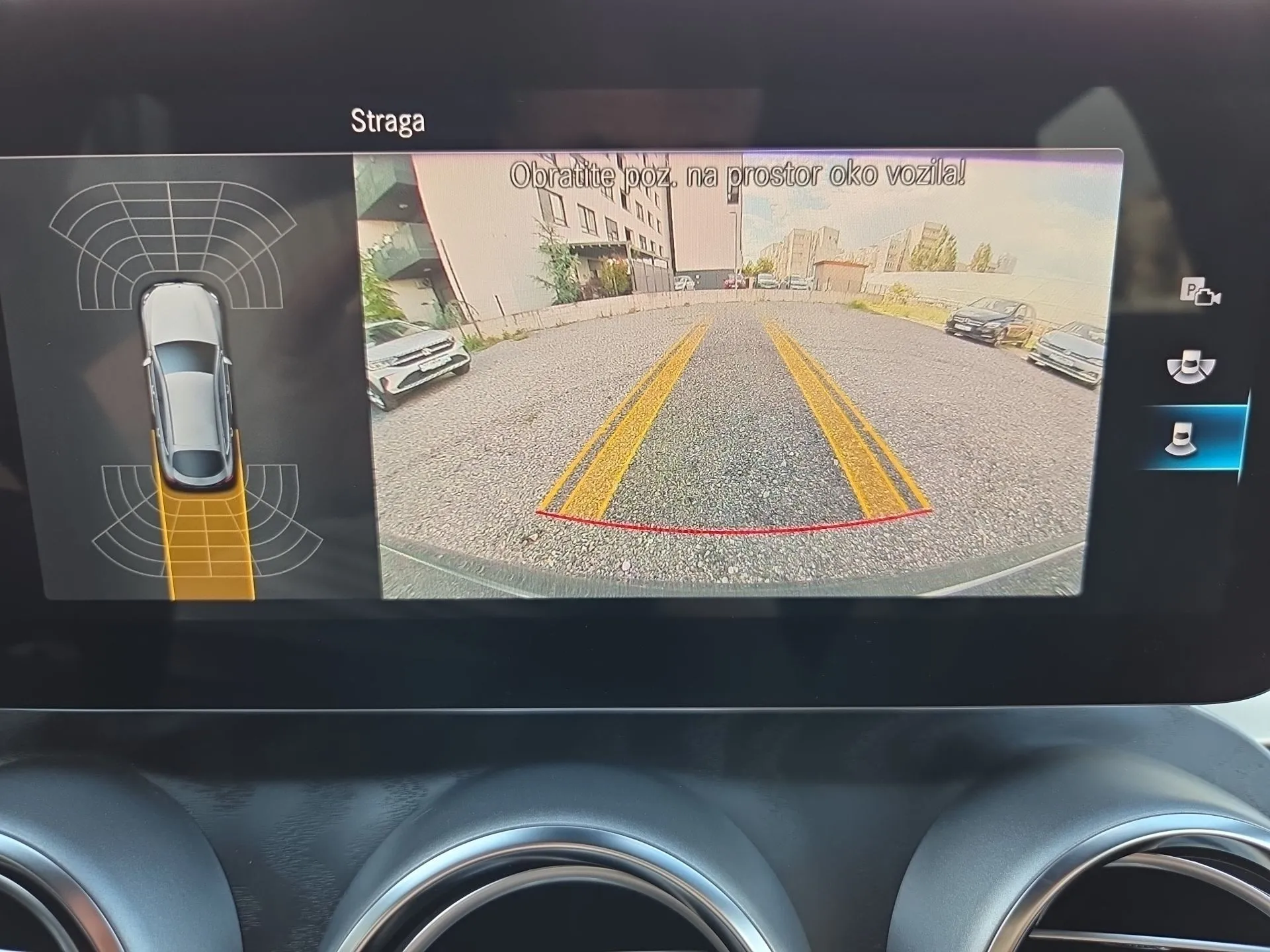 mercedes-benz glc plug-in hibrid 300de amg *registrirano* - slika 14