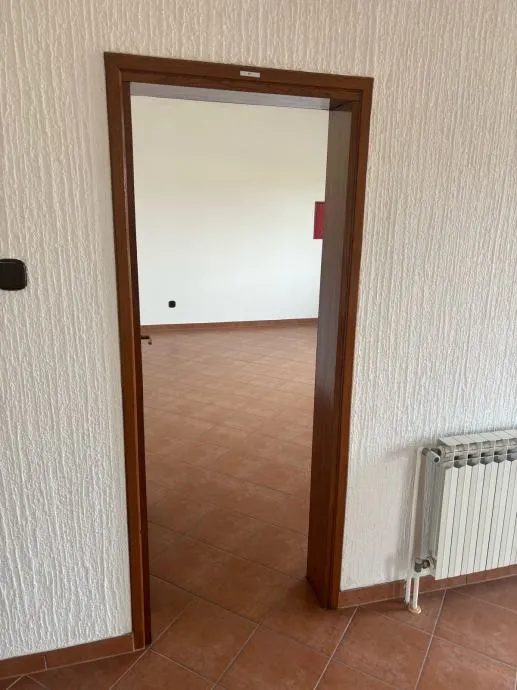poslovni prostor: višnjevac, uredski, 22 m2, 1.kat - slika 3