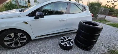 reanult clio 5 e-tech 140 limited - slika 16