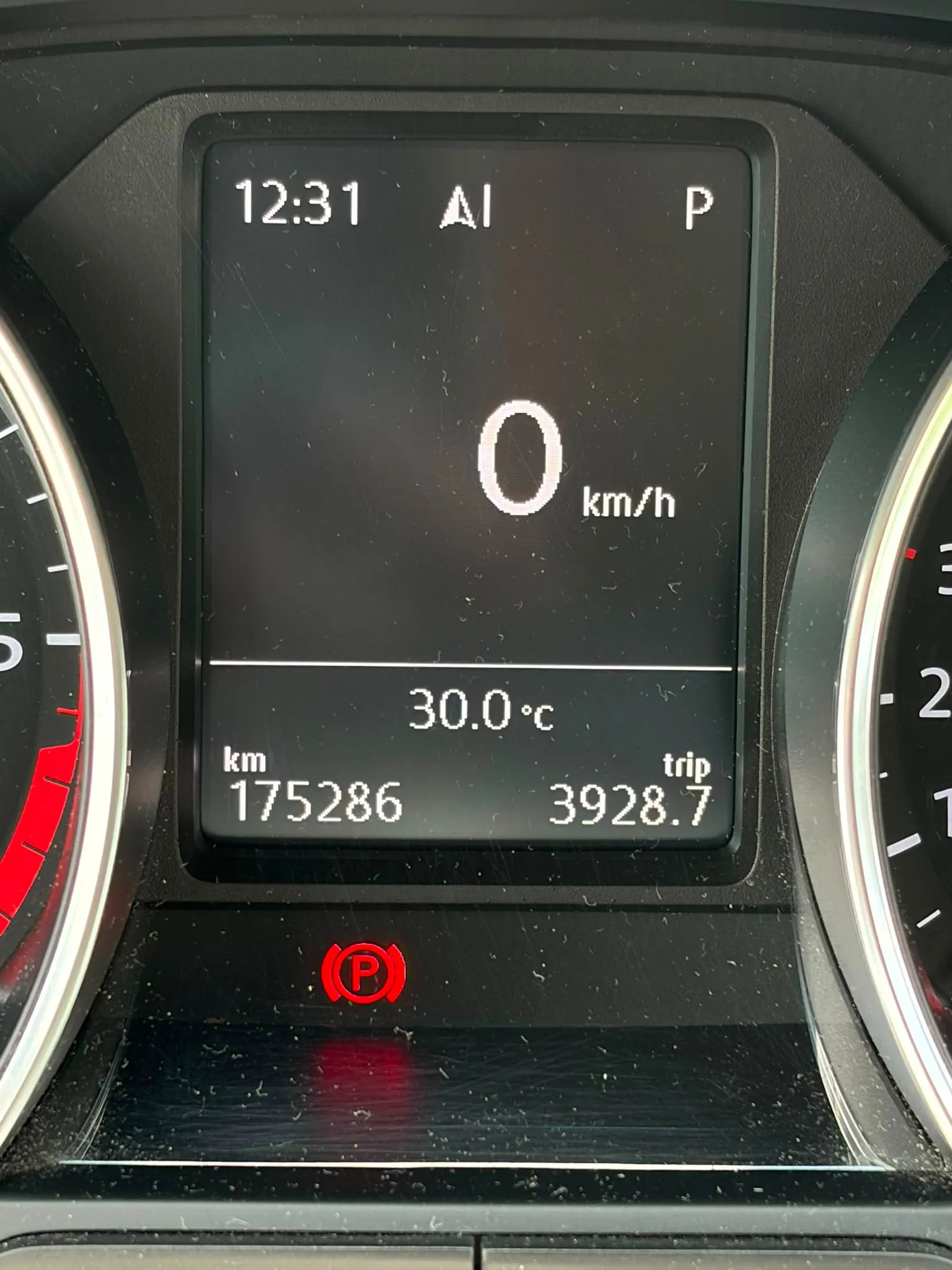 vw polo 1,4 tdi bmt dsg lounge - slika 16