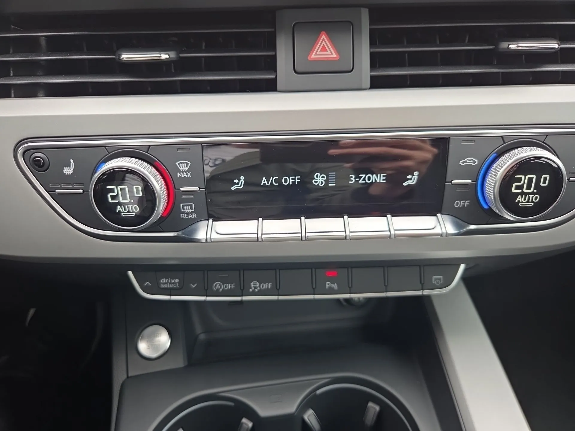 audi a4 2.0 40 tdi 150 kw s tronic advanced - slika 16