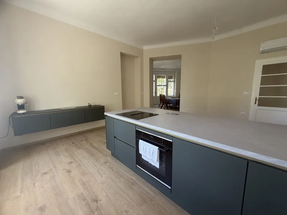 villa münz, stan sa zaobljenom lođom, 2. kat, 147 m2, blizina arene, - slika 17