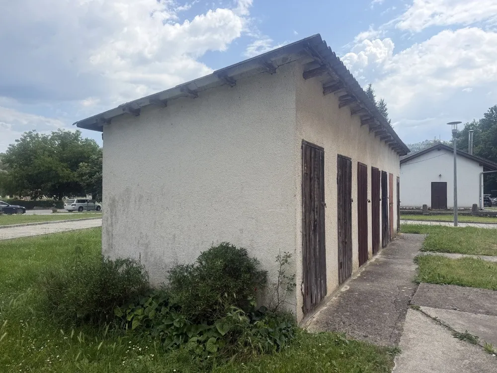 stan u stambenoj zgradi na 2.katu, 55 m2 u livadama ( sl-001) - slika 17
