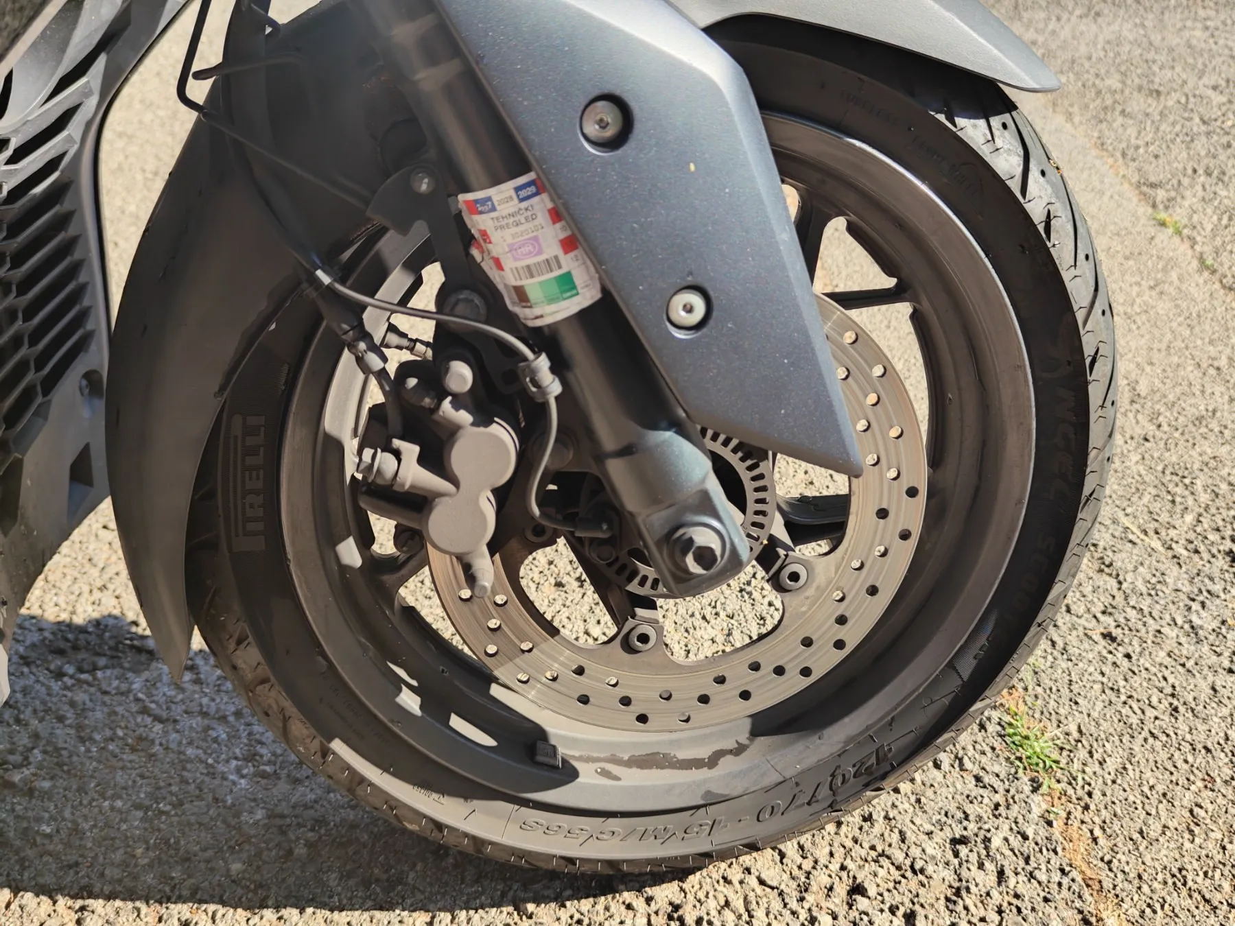 yamaha iron x max 300 - slika 4