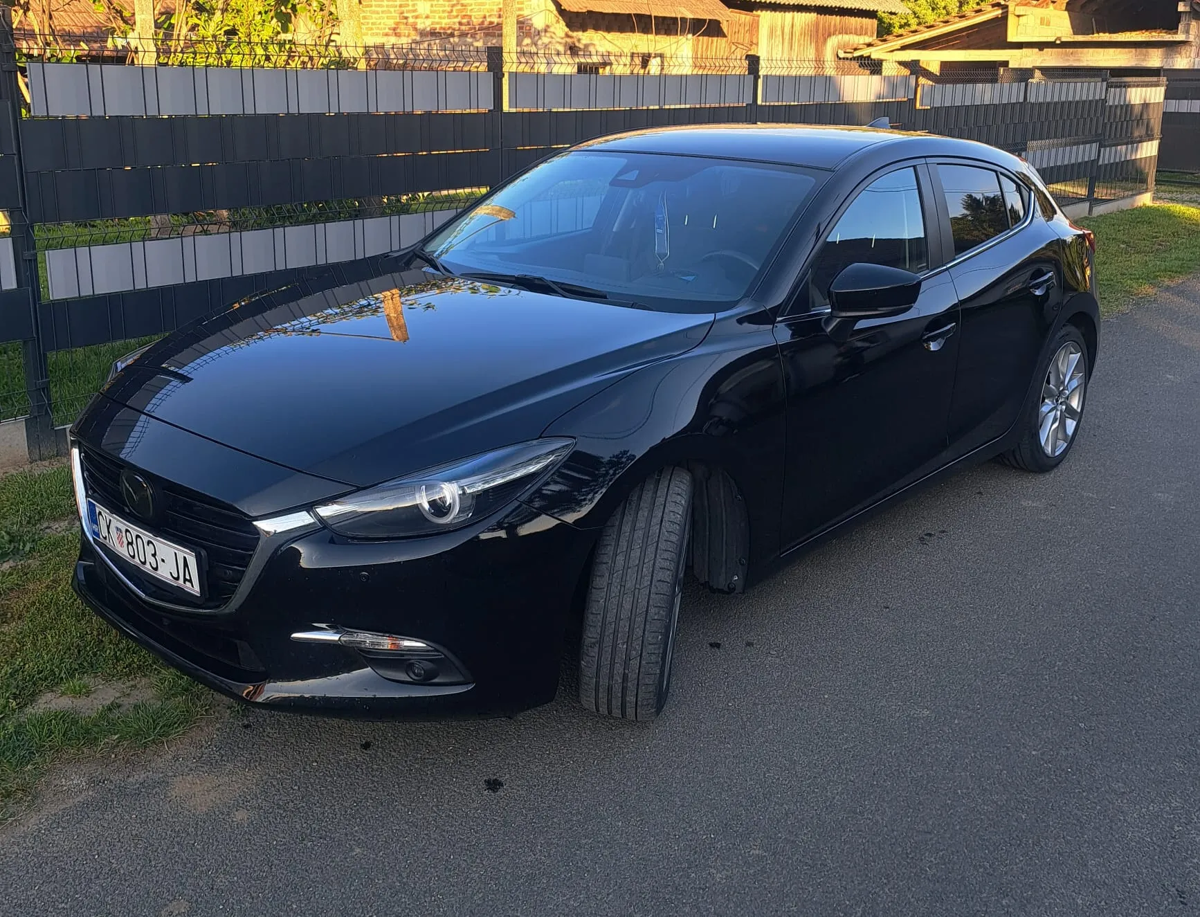 prodaje se mazda 3 revolution top - slika 7