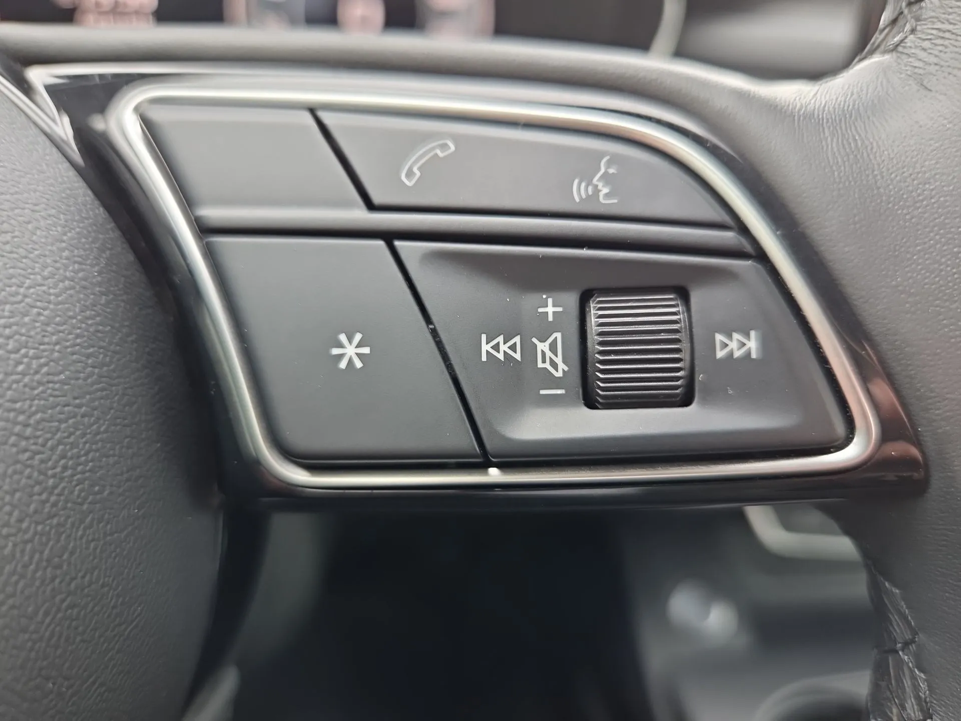 audi a4 2.0 40 tdi 150kw s tronic advanced - slika 18