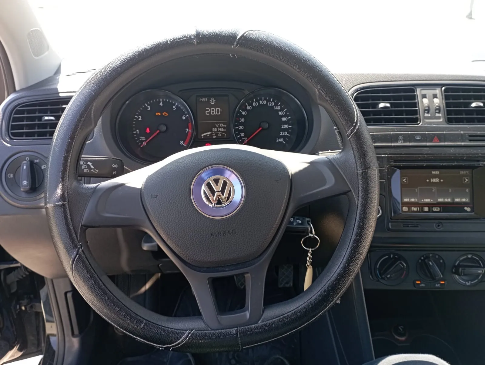 prodajem vw polo 1.2 tsi - slika 18