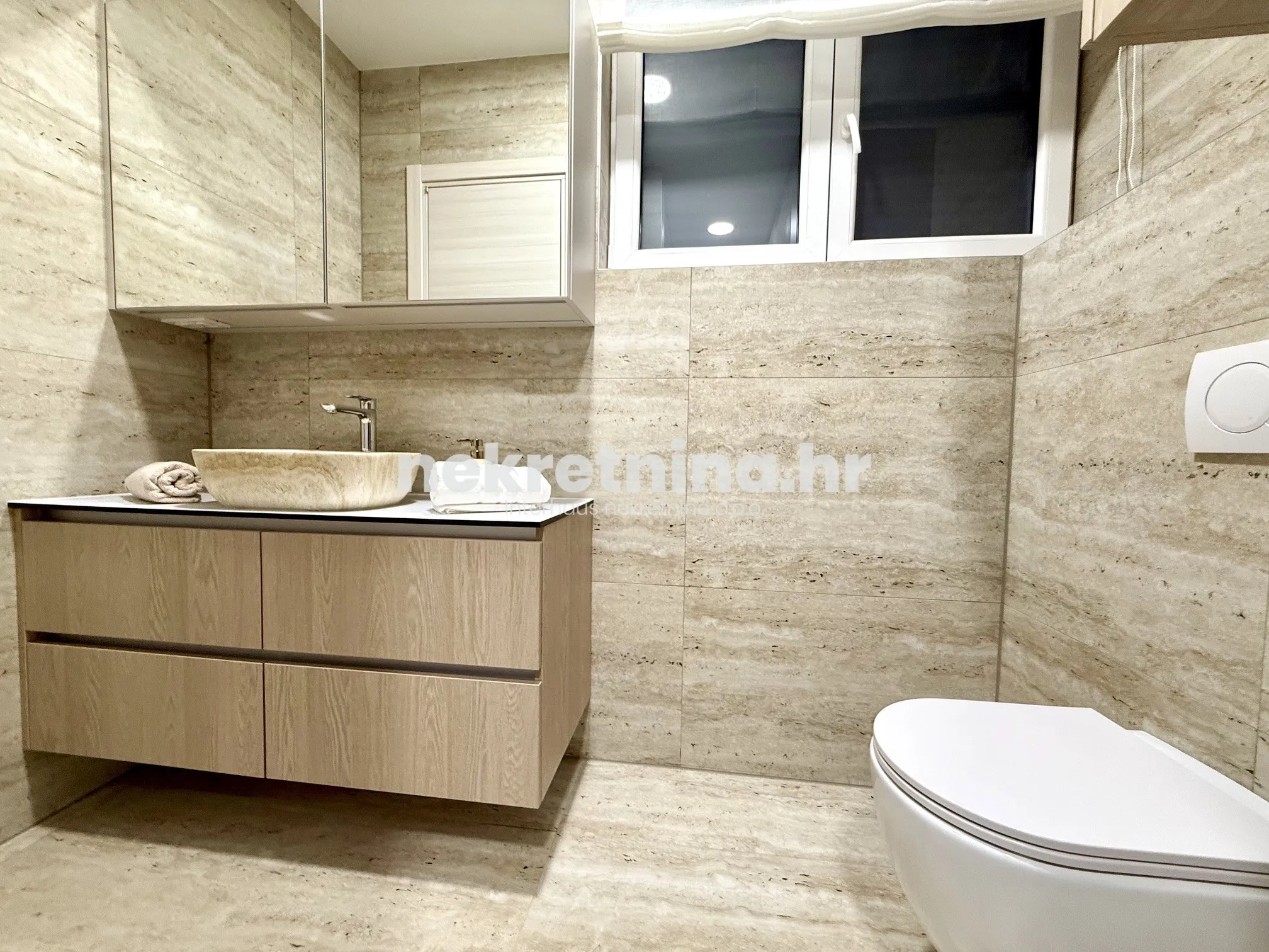 prodaja - trosobni stan: poreč, 105m2 + spremište 30m2, novogradnja - slika 18