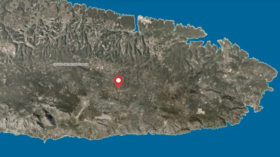 gornji humac (brač) - građevinsko zemljište s nedovršenom kućom - slika 4