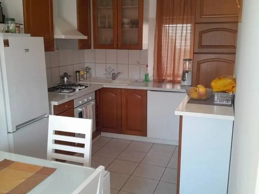 kuća na prodaju - blato - slika 13