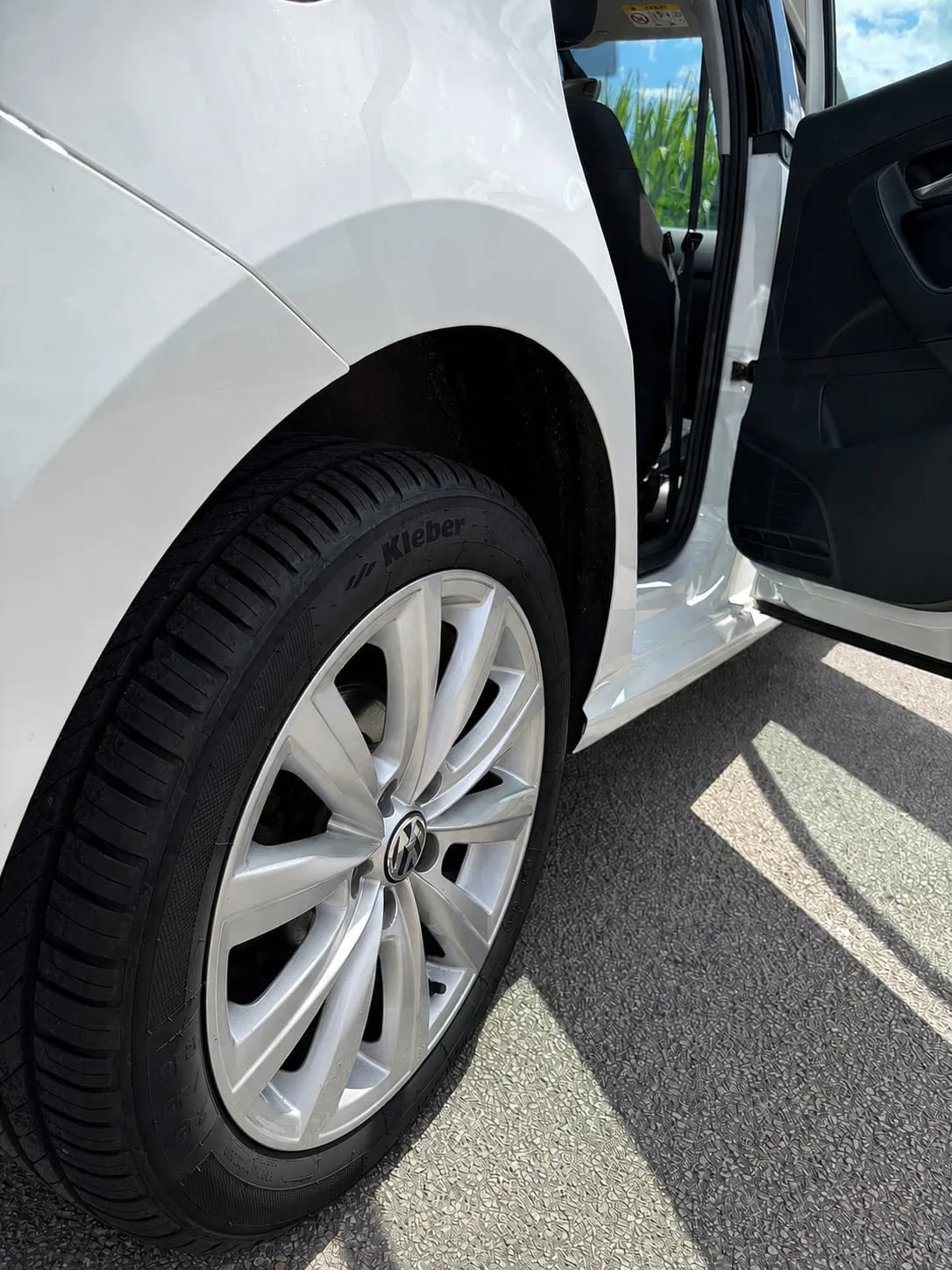 vw polo 1,4 tdi bmt dsg lounge - slika 18