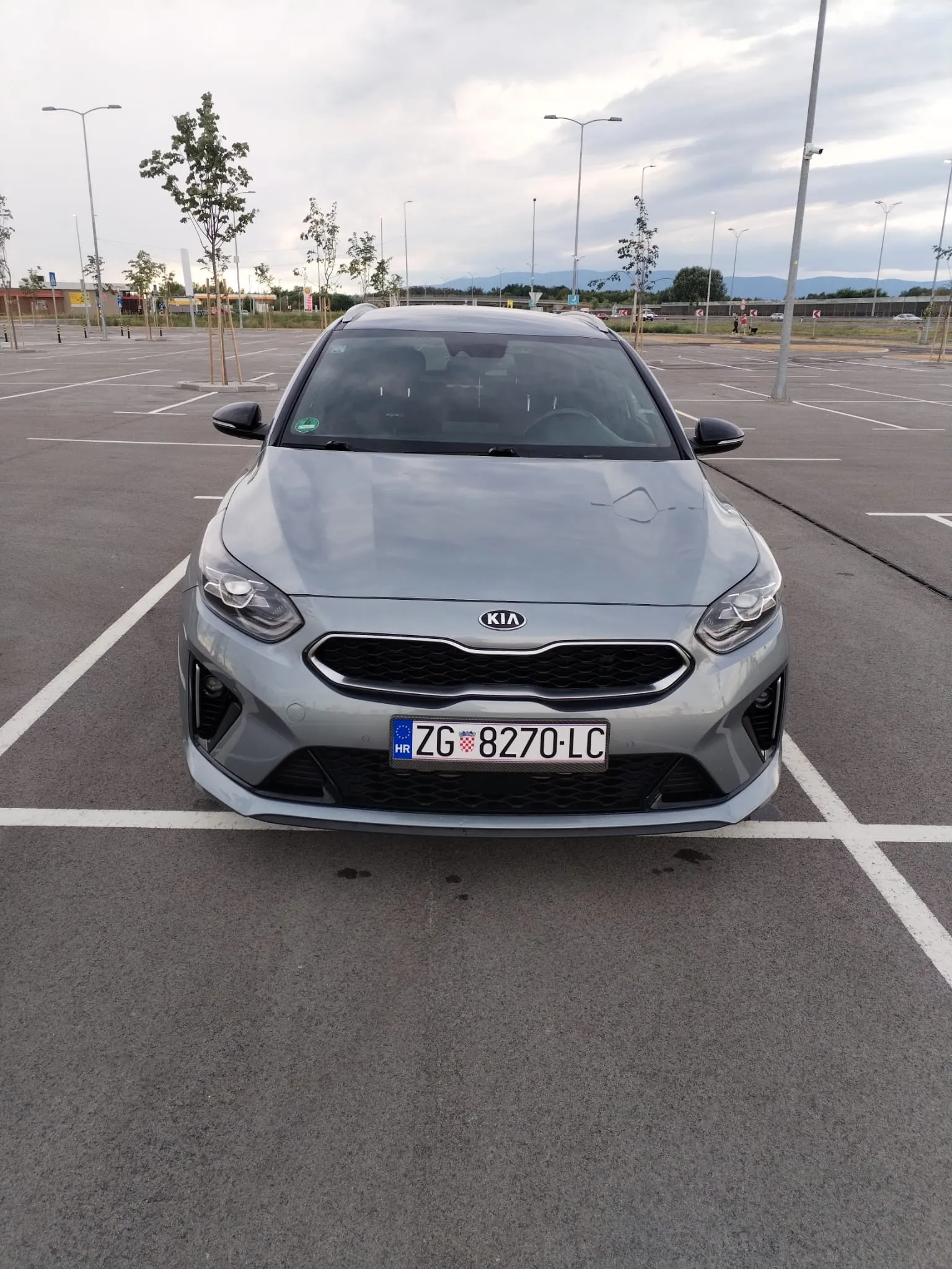 kia ceed 1.6d gt line full oprema. rijdak primjerak sa ovom opremom. - slika 8