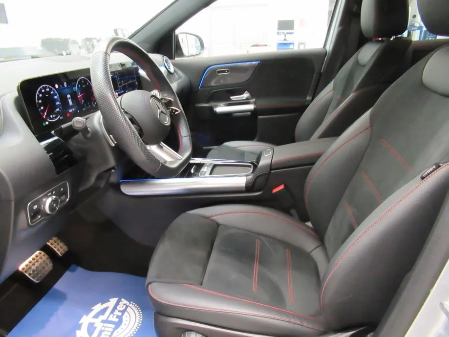 mercedes-benz gla 200 d amg line - slika 16