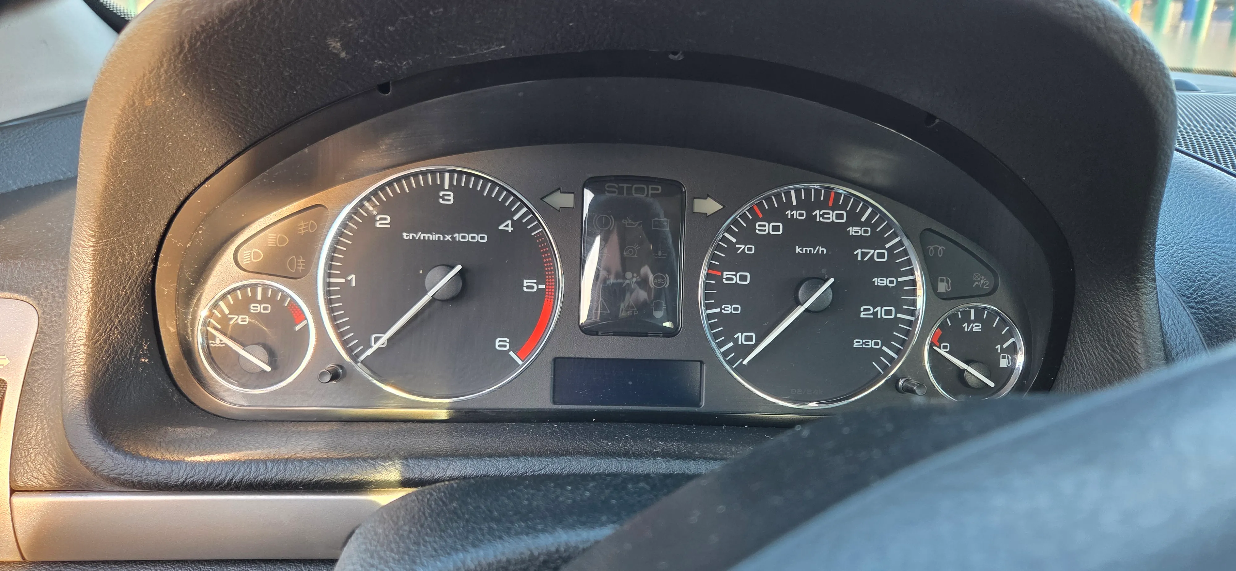 peugeot 407 1.6 hdi 2007. godište - slika 5