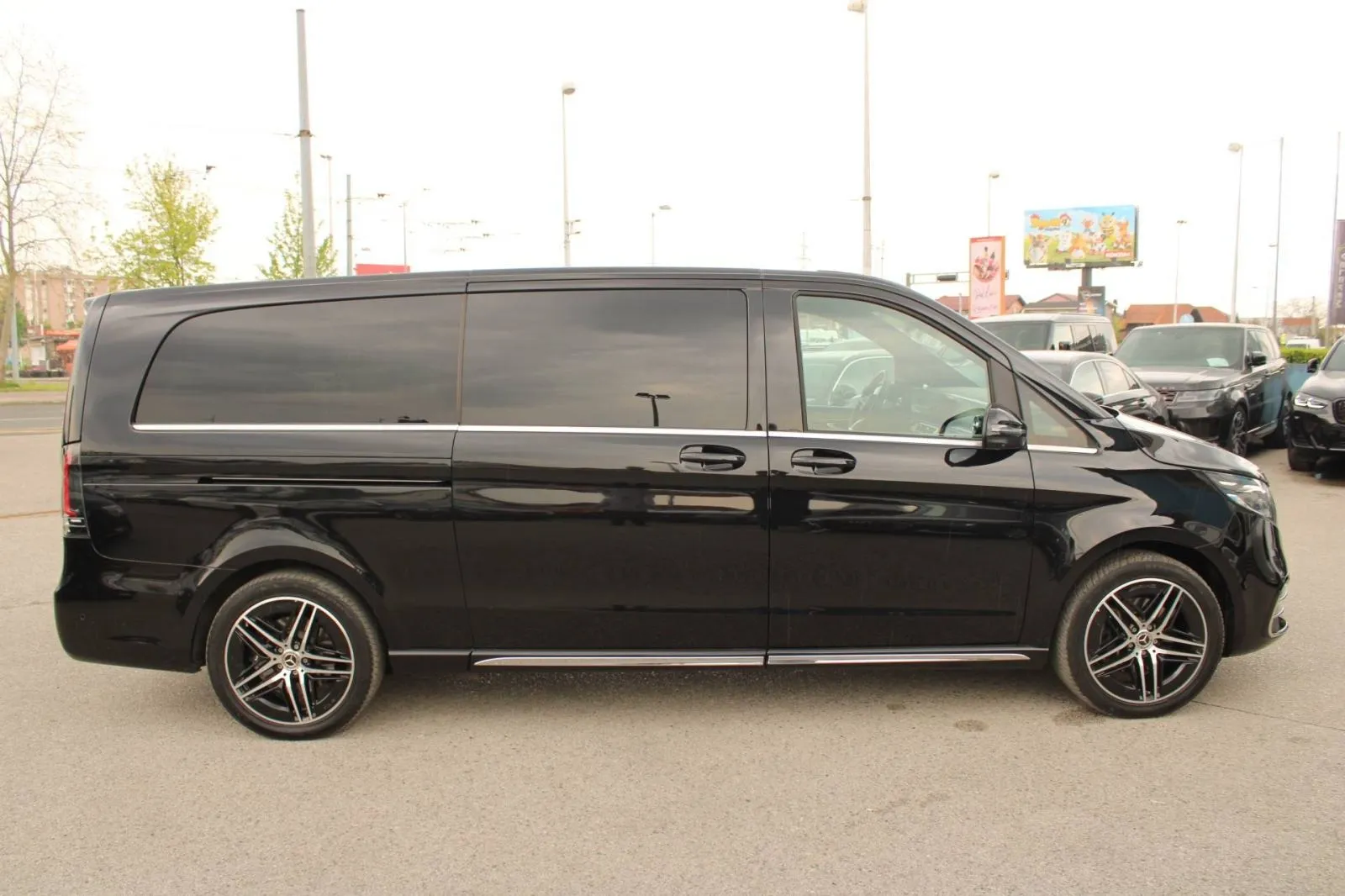 mercedes-benz klasa v 300d amg extralong automatik *led, navigacija, k - slika 4