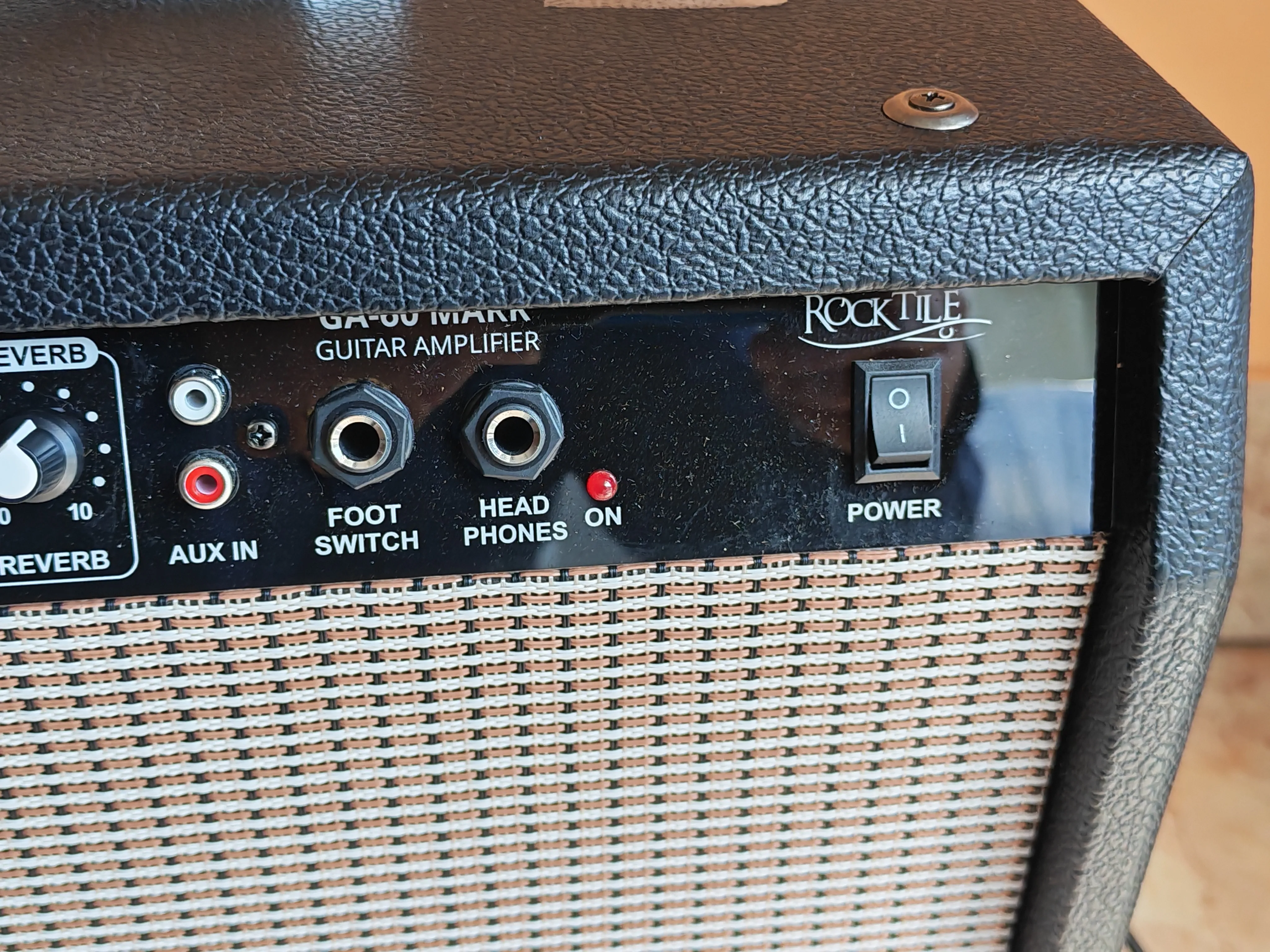 pojačalo za gitaru rocktile ga-60 mark - slika 13