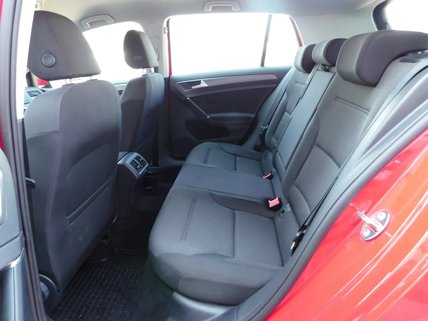 06148 volkswagen golf 1.0 tsi comfortline - slika 10