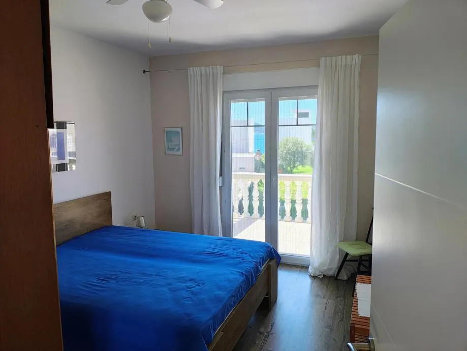 sukošan, prekrasna kuća(240m2) na velikoj okućnici, 100 metara do mora - slika 15