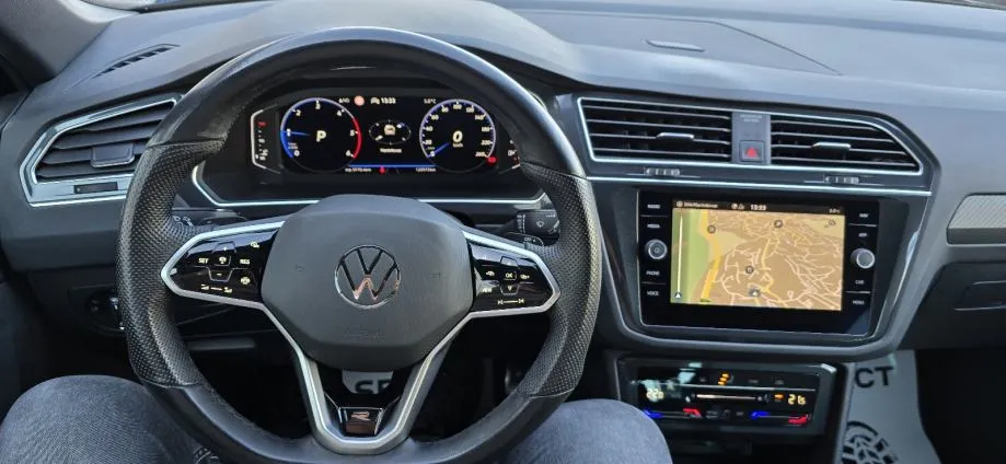 vw tiguan 2,0 r line - 2021 - 120.000km - navi - full - reg 1 god !!! - slika 14
