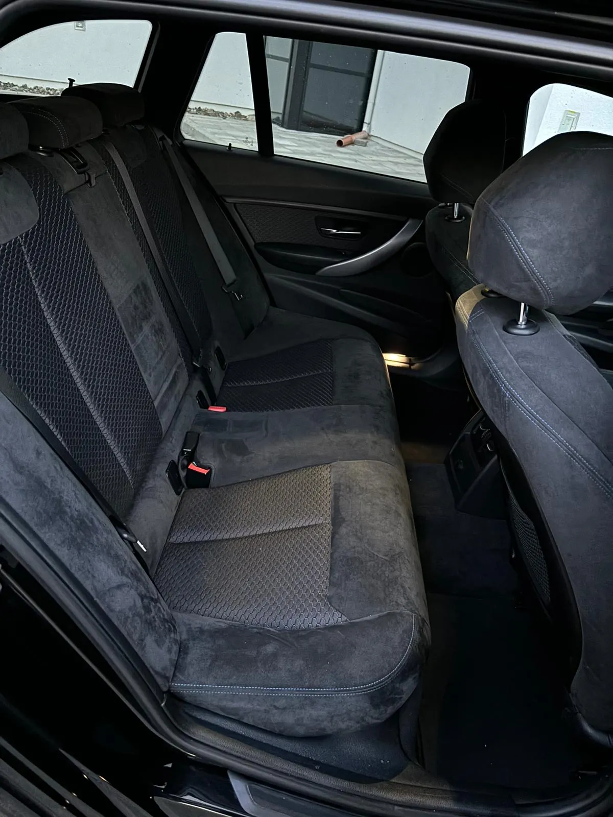 bmw 318d, m paket, 2013.god., lanac promijenjen, hitno!! - slika 9