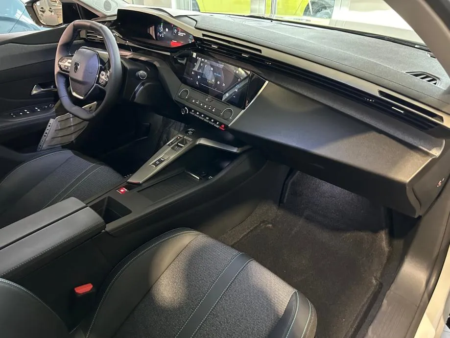 peugeot 408 allure hybrid 145 e-dcs6 - gratis registracija! - slika 7