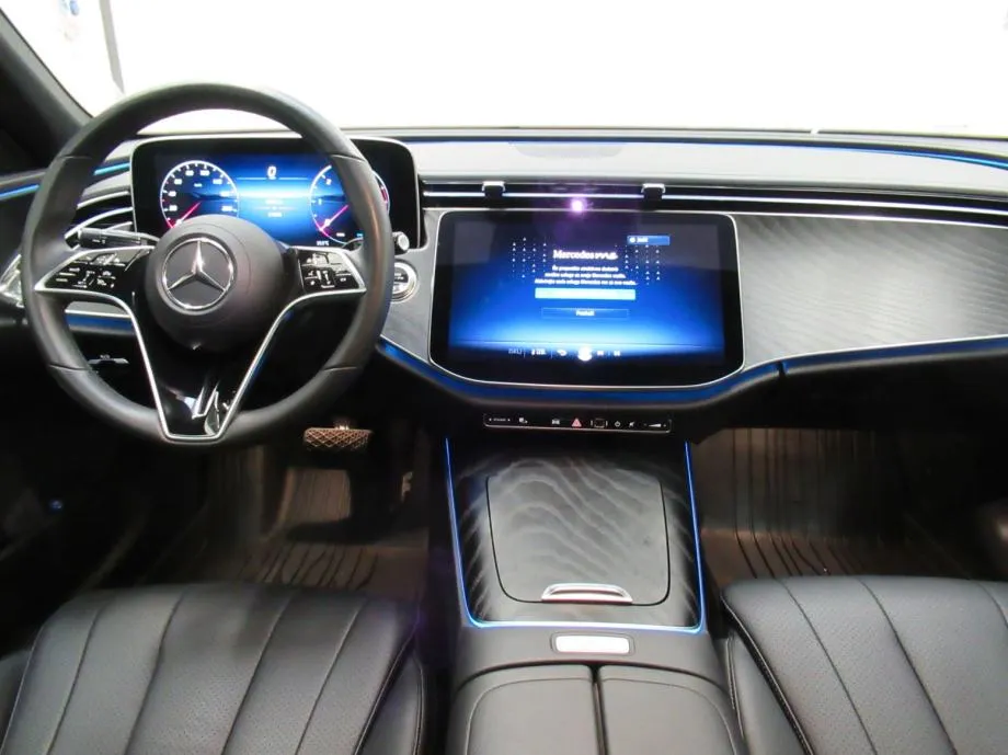 mercedes-benz e-klasa 220 d avantgarde - slika 13