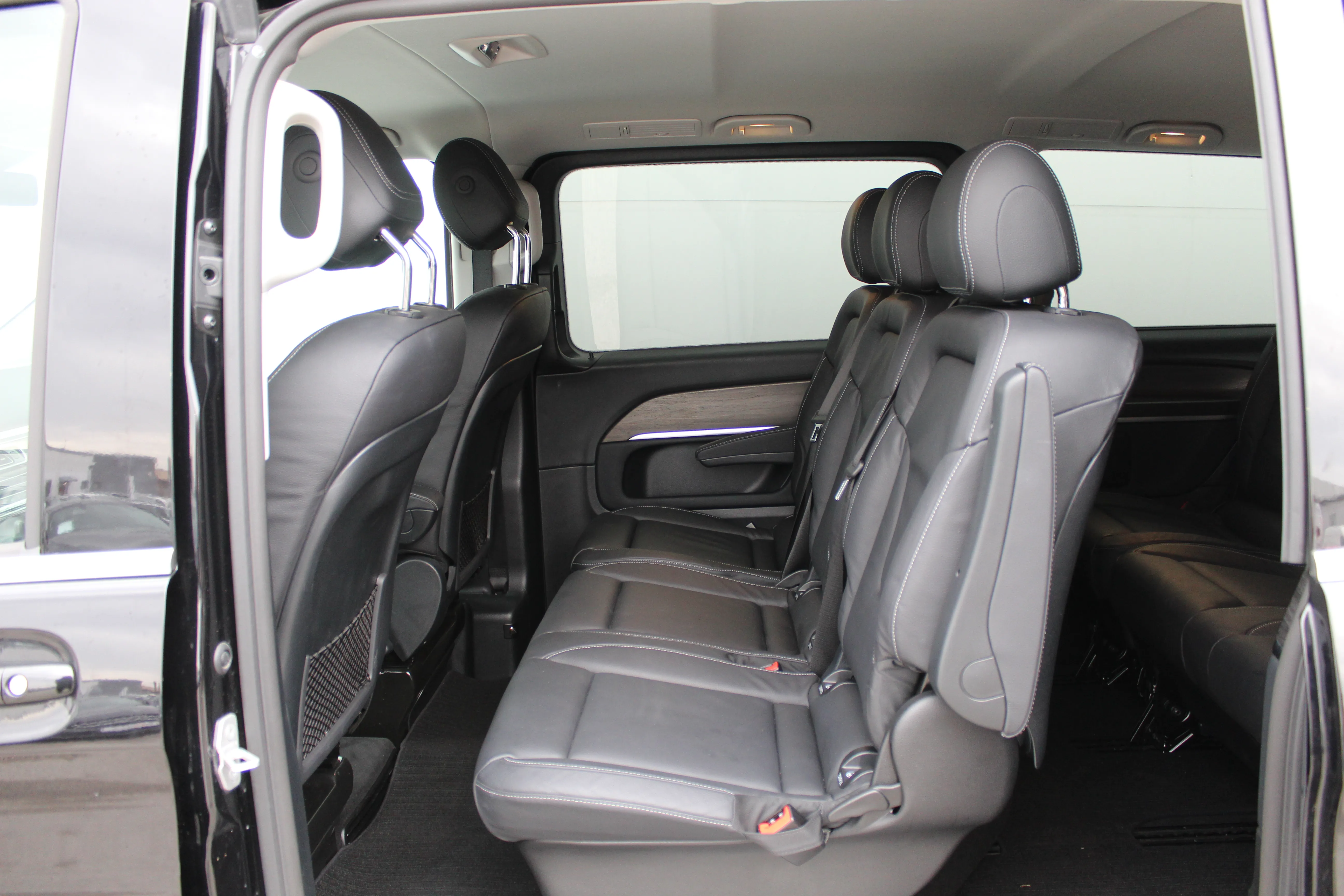 12031 mercedes-benz v 250 d avantgarde ekstradugi aut. - slika 11