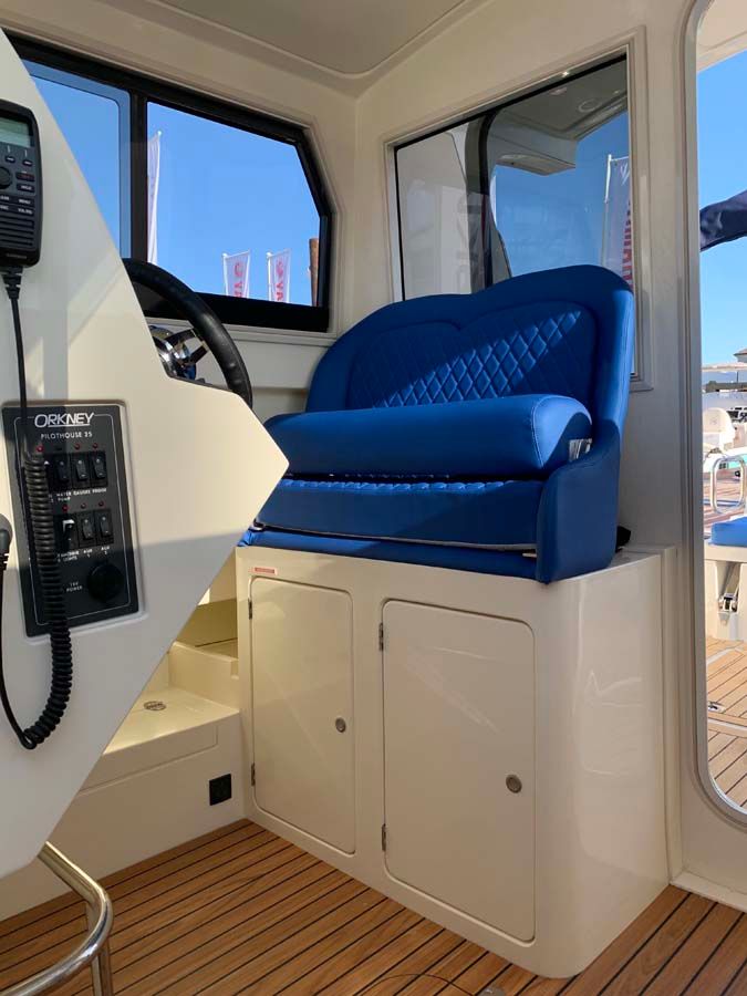 vanbrodski motor orkeny pilot house 25 - slika 9
