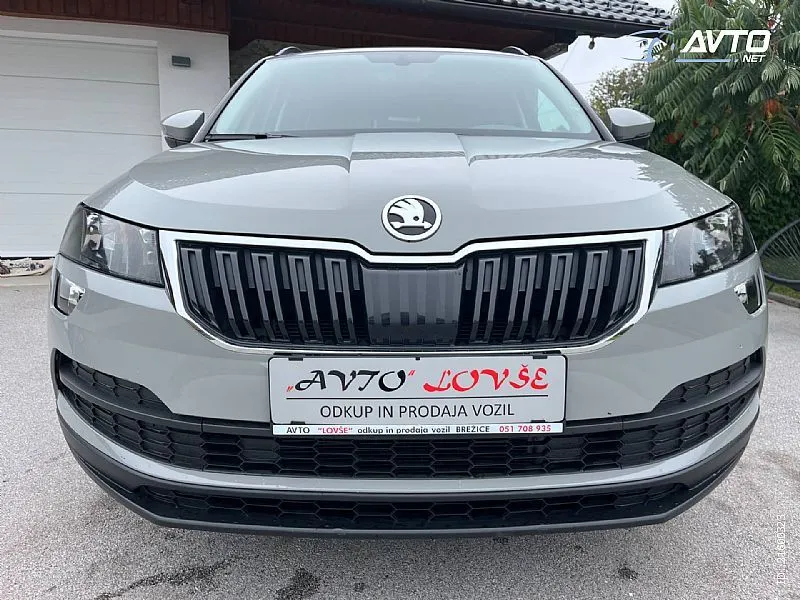 škoda karoq selection 1.5 tsi -1 vlasnik-alu-navi-led-cam - slika 3