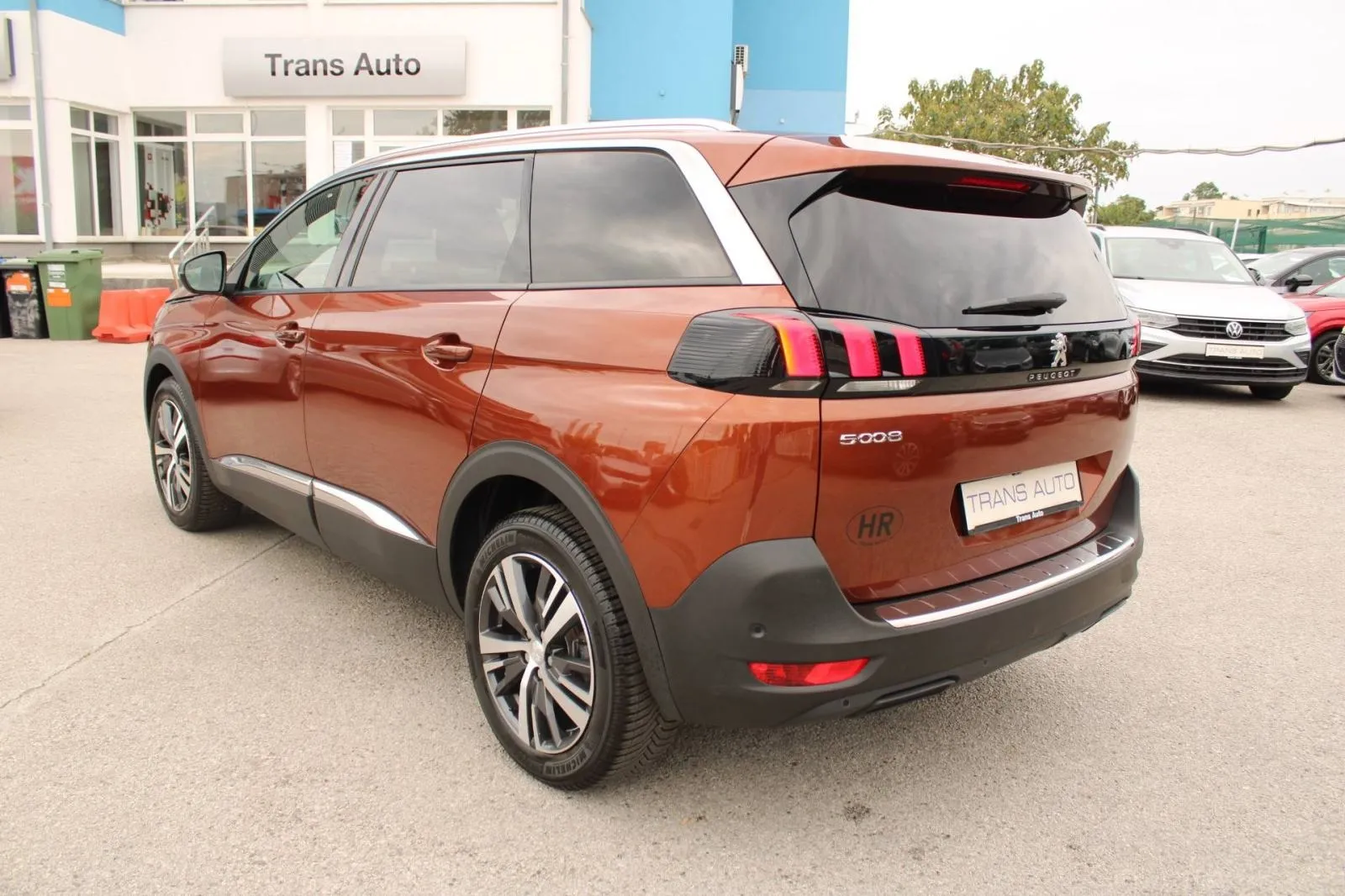 peugeot 5008 1.2 puretech automatik allure *7 sjedala, led, navigacija - slika 7