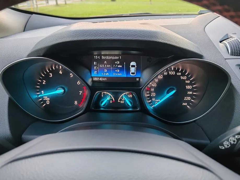 ford kuga 1,5 st-line 2018 godina, 89000 km , kartice 24/36 rata - slika 20