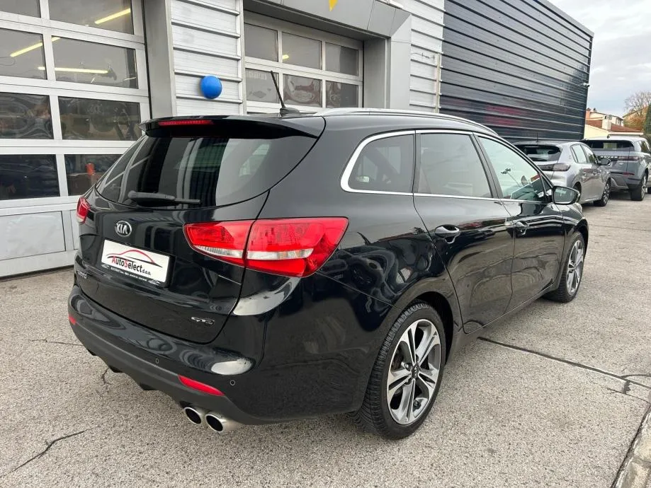 kia ceed sw 1,6 crdi gt line - navi - servis - garancija - reg 1 god!! - slika 6