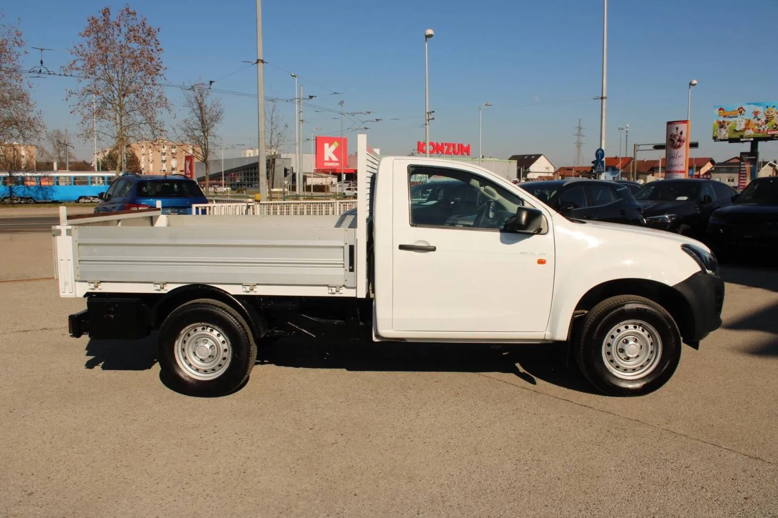 isuzu d-max 1.9d 4x4 pick-up, 2019 god. - slika 4