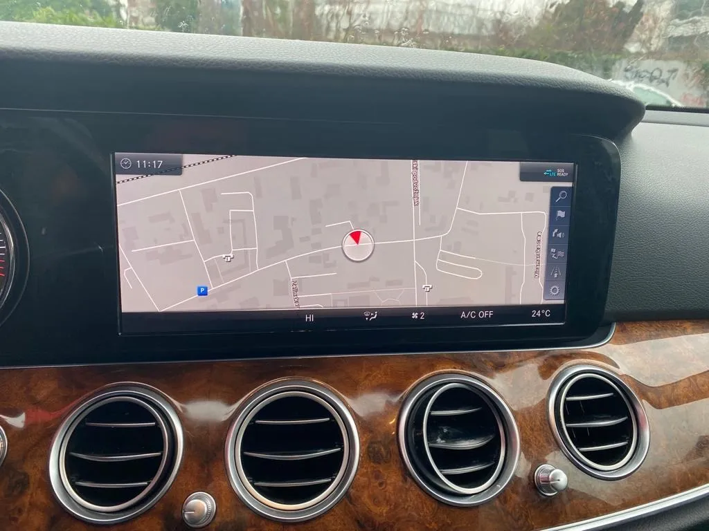 mercedes-benz e-klasa 350d automatik, navi, kamera, led, 4x garancija! - slika 18