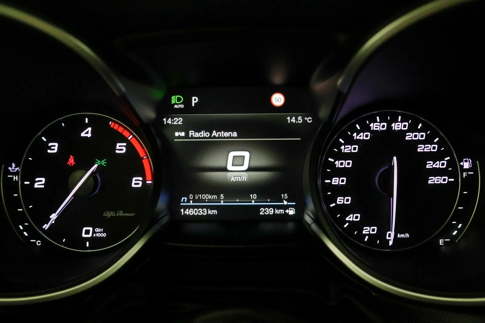 alfa romeo stelvio veloce 2.2multijet q4 at8 210km dab navi kamera - slika 11