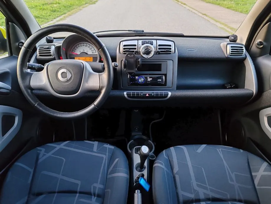 smart fortwo coupe automatik 114000 km , 2007 g. - slika 10
