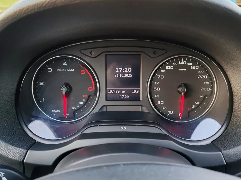 audi a3 1,6 tdi , 2015 g. 197000 km kartice 24/36 rata - slika 18