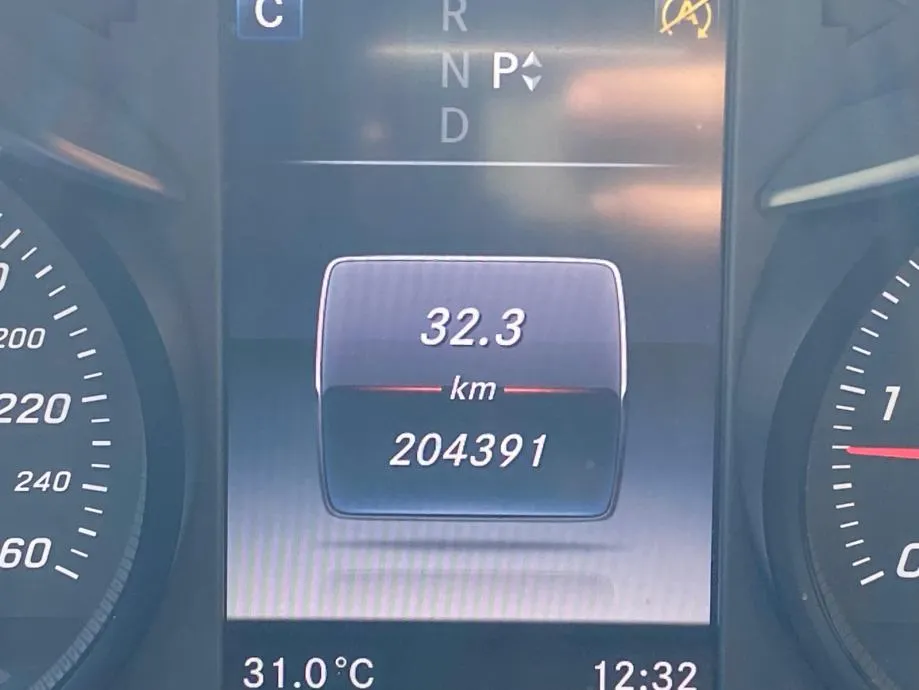 mercedes-benz c-klasa t-model 220d automatik 4xgarancije - slika 16