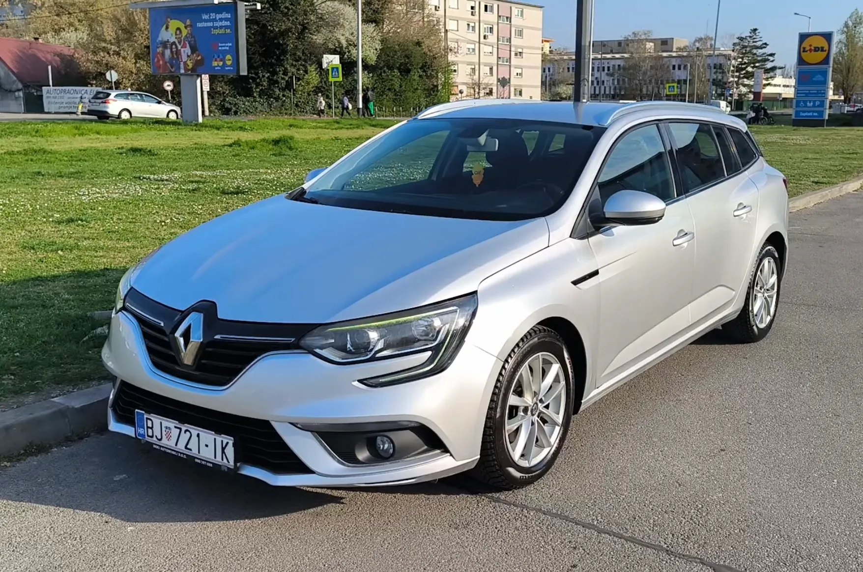 renault megane grandtour 1,5 dci, bussines, reg.1god - slika 2