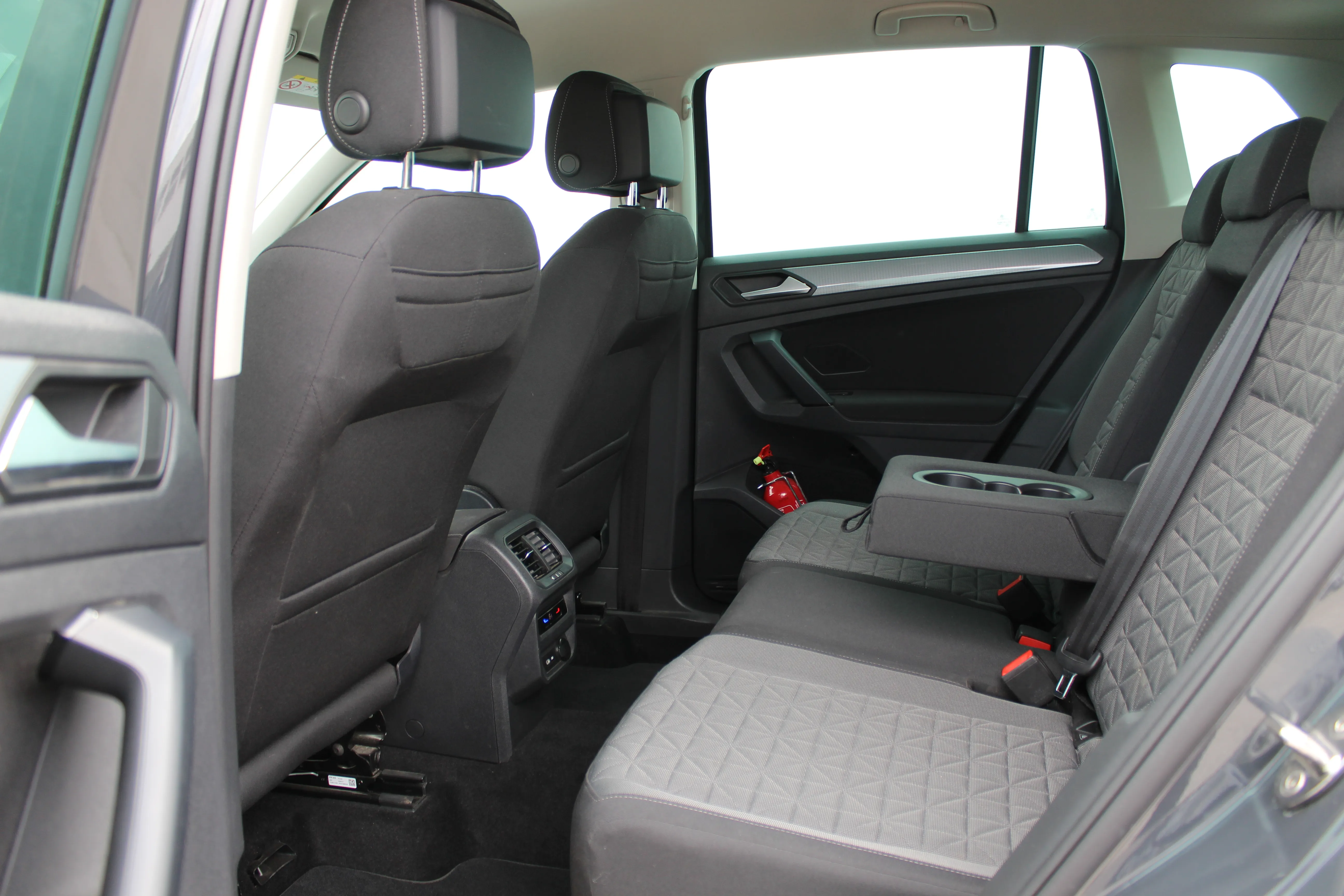 volkswagen tiguan 2.0 tdi life - slika 11
