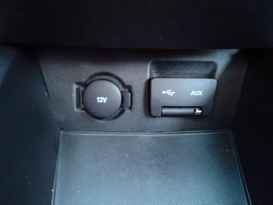 kia ceed (cee'd) 1,6 crdi ,2009g, 173000 km, kartice 24/36 rata - slika 14