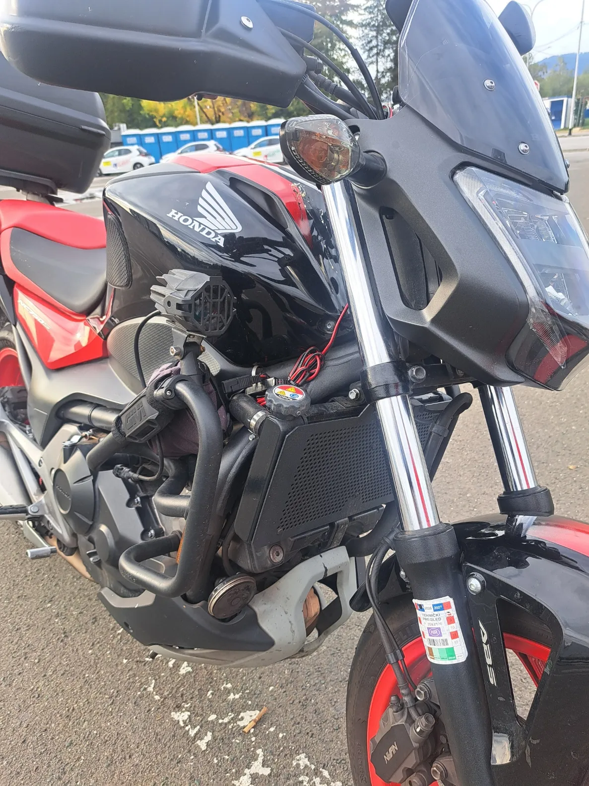honda nc750 sa, sa puno dodatne opreme, povoljno prodajem - slika 19