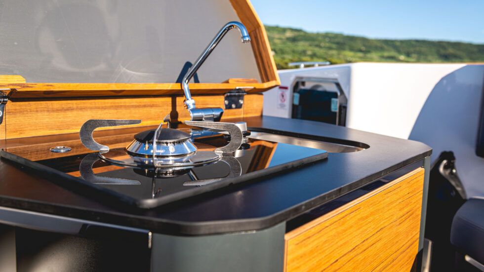 alfastreet 23 cabin evo electric - slika 5
