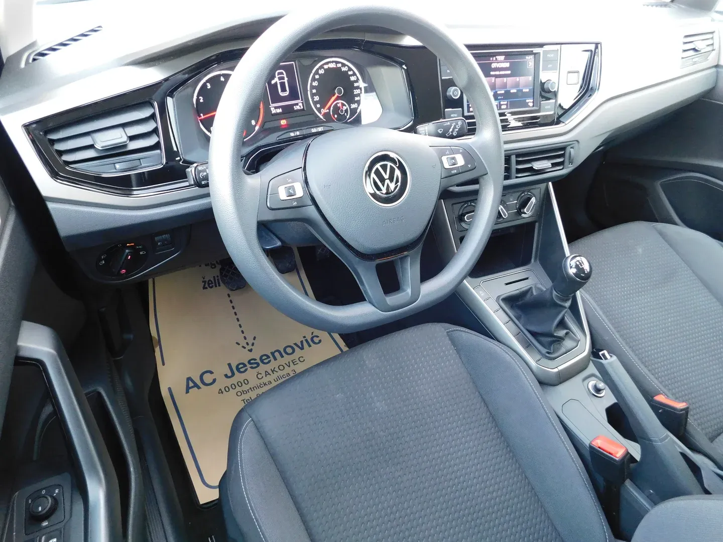08038 volkswagen polo 1.0 tsi comfortline - slika 9