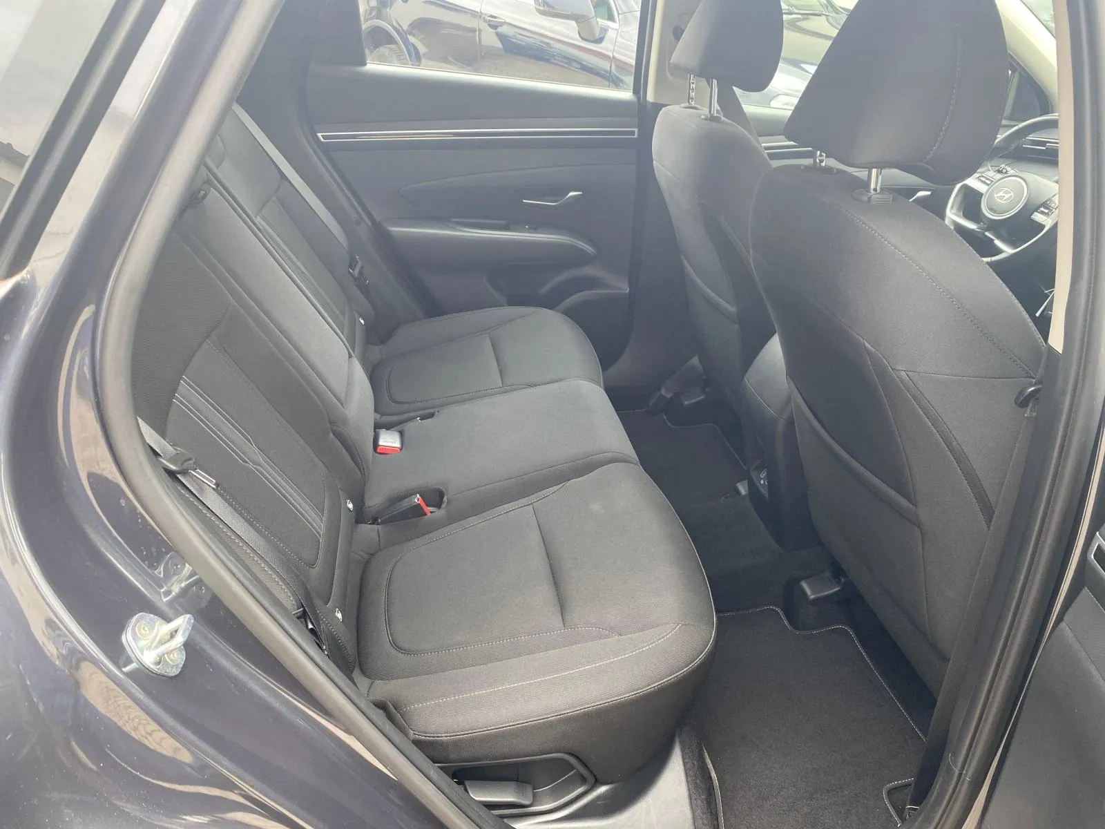 hyundai tucson business mild-hybrid 2wd 1.6 crdi - slika 18